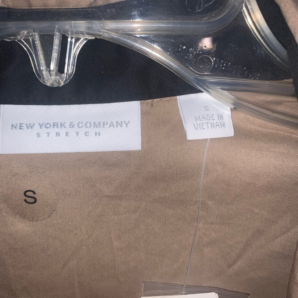 New York and Company tan long sleeve button down shirt - Picture 5 of 11